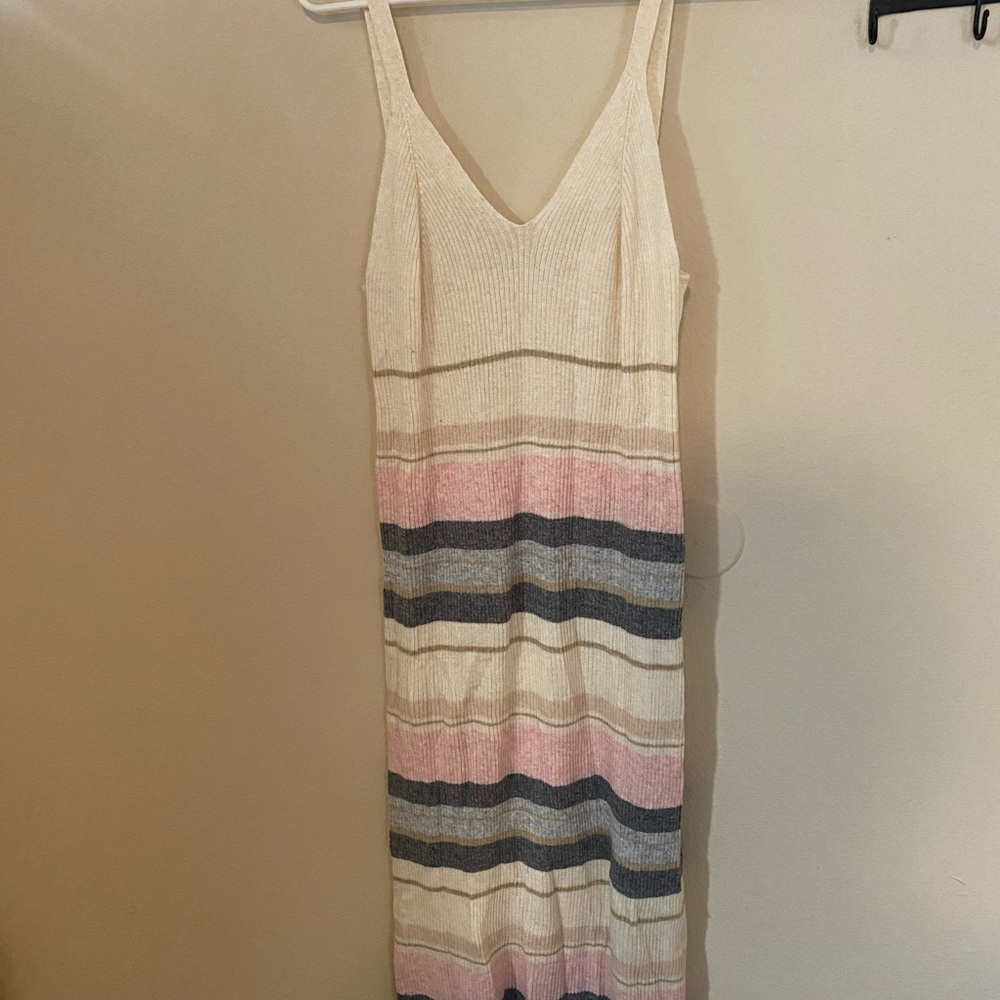 Z Supply Oatmeal Sleeveless V-Neck Sweater Midi Dress